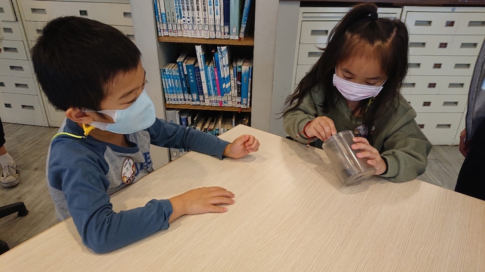 1030幼兒園週間親子科學活動：奇妙的磁鐵-圖片24