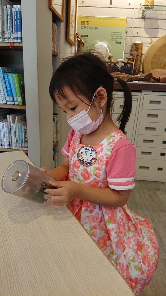 1030幼兒園週間親子科學活動：奇妙的磁鐵-圖片26
