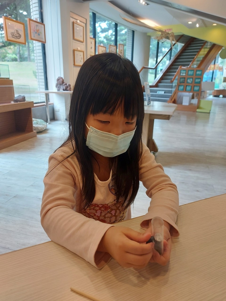 1030幼兒園週間親子科學活動：奇妙的磁鐵-圖片39