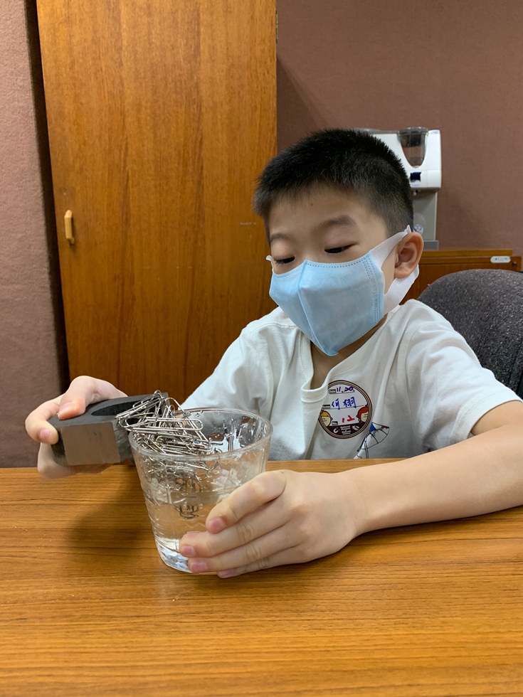 1120幼兒園週間親子科學活動：奇妙的磁鐵-圖片7