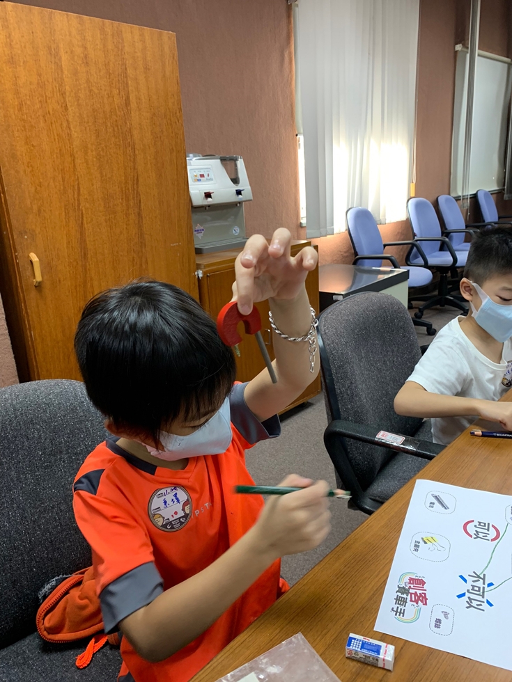 1120幼兒園週間親子科學活動：奇妙的磁鐵-圖片16