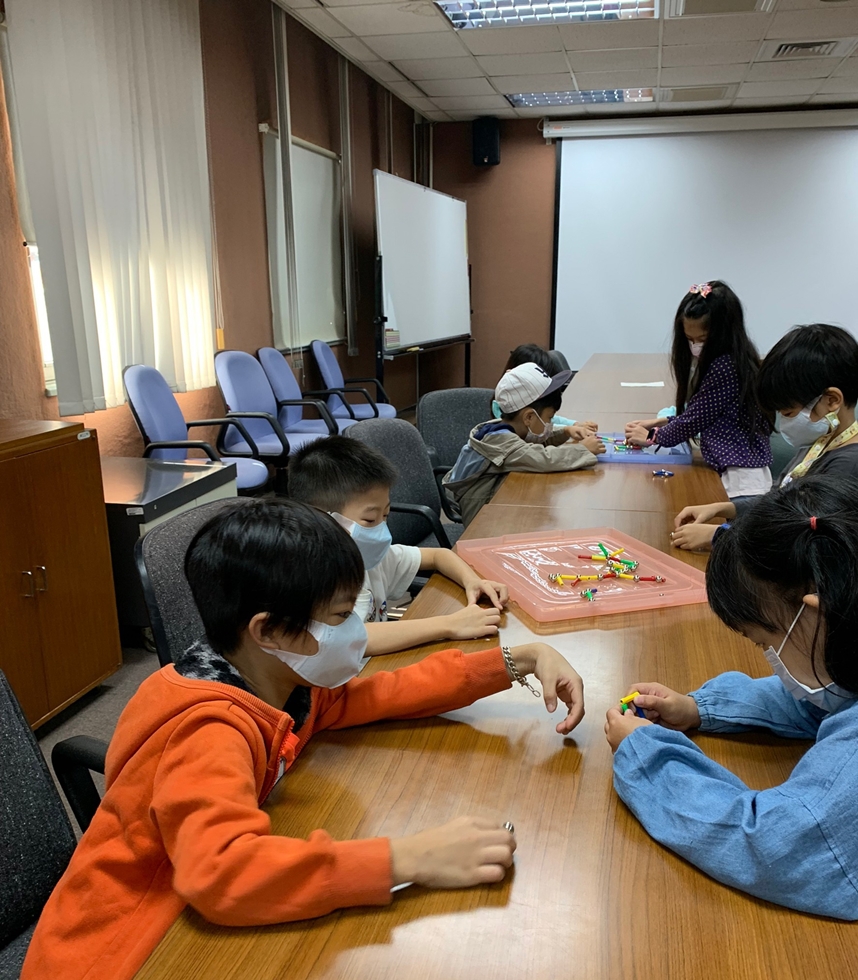1120幼兒園週間親子科學活動：奇妙的磁鐵-圖片29
