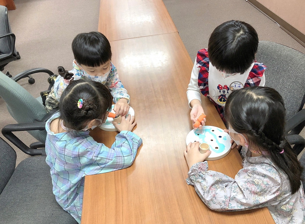1120幼兒園週間親子科學活動：奇妙的磁鐵-圖片35