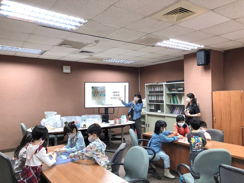 1120幼兒園週間親子科學活動：奇妙的磁鐵-圖片45