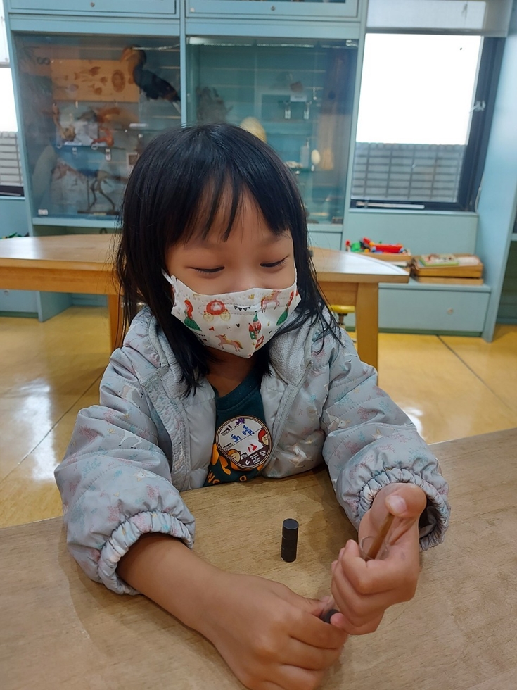 1124幼兒園週間親子科學活動：奇妙的磁鐵-圖片11