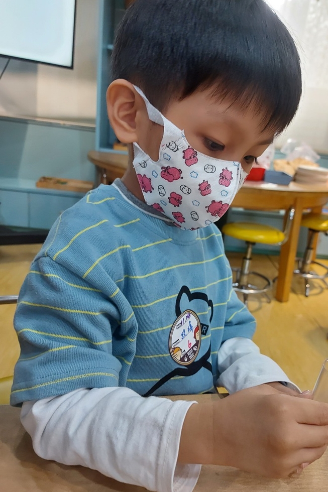 1124幼兒園週間親子科學活動：奇妙的磁鐵-圖片17
