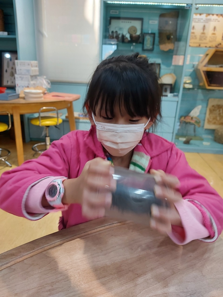 1124幼兒園週間親子科學活動：奇妙的磁鐵-圖片20