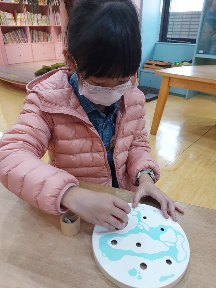 1124幼兒園週間親子科學活動：奇妙的磁鐵-圖片29