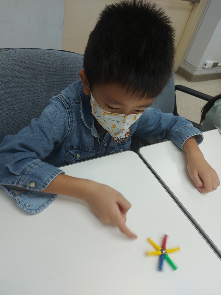 1127幼兒園週間親子科學活動：奇妙的磁鐵-圖片42