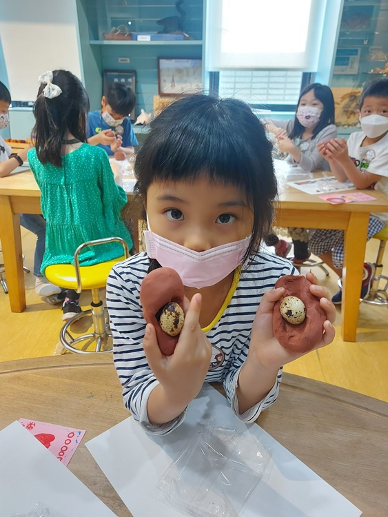 3/19 幼兒園週間親子科學活動：鳥兒的家-圖片34