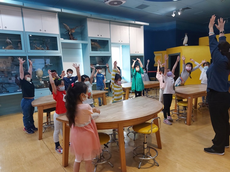 3/19 幼兒園週間親子科學活動：鳥兒的家-圖片57