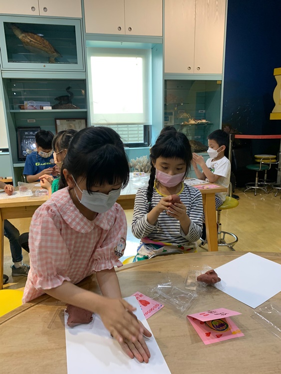 3/19 幼兒園週間親子科學活動：鳥兒的家-圖片105