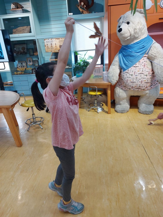 4/16 幼兒園週間親子科學活動：蝠到福到-圖片3