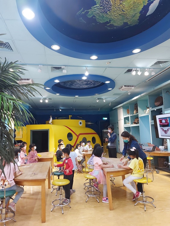 4/16 幼兒園週間親子科學活動：蝠到福到-圖片34