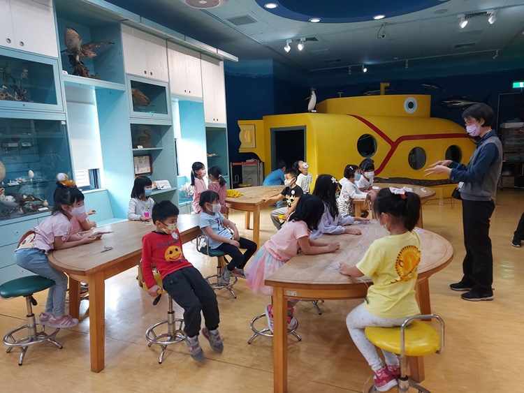 4/16 幼兒園週間親子科學活動：蝠到福到-圖片78