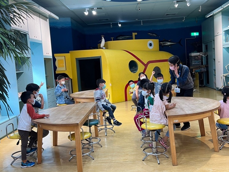 4/20 幼兒園週間親子科學活動：蝠到福到-圖片4