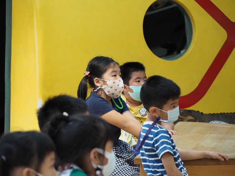 4/20 幼兒園週間親子科學活動：蝠到福到-圖片52