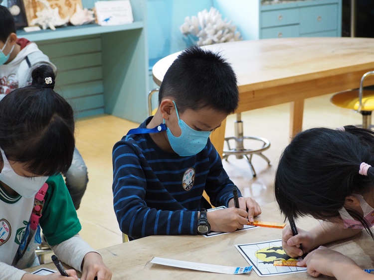 4/20 幼兒園週間親子科學活動：蝠到福到-圖片74