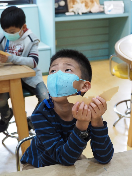 4/20 幼兒園週間親子科學活動：蝠到福到-圖片94