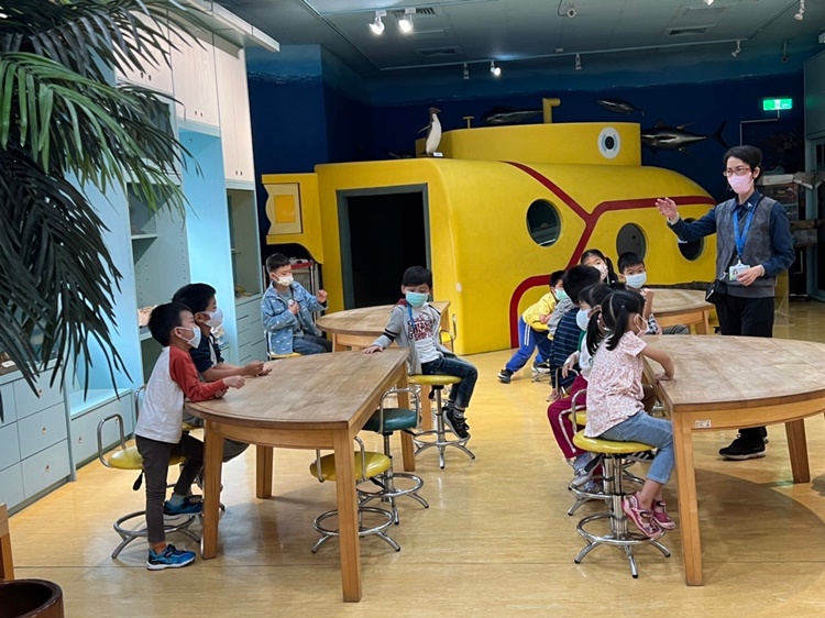 4/20 幼兒園週間親子科學活動：蝠到福到-圖片108