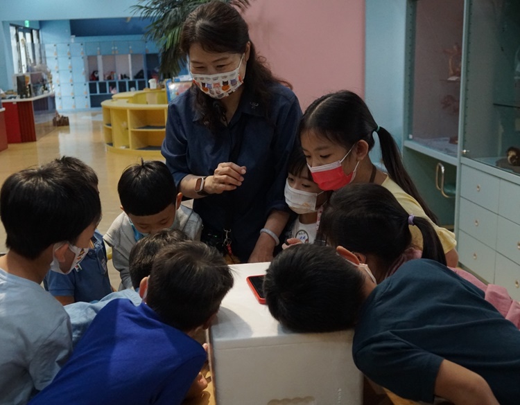 5/14 幼兒園週間親子科學活動：搖滾音樂課-圖片33