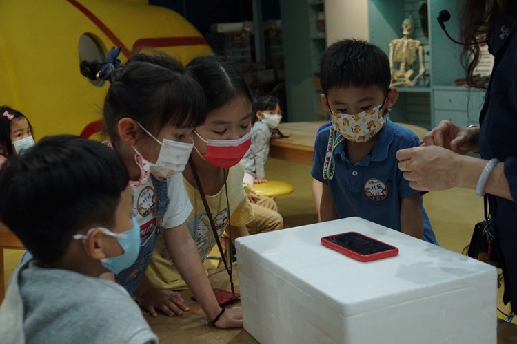 5/14 幼兒園週間親子科學活動：搖滾音樂課-圖片36