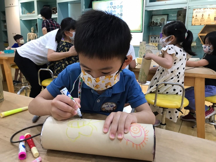 5/14 幼兒園週間親子科學活動：搖滾音樂課-圖片56