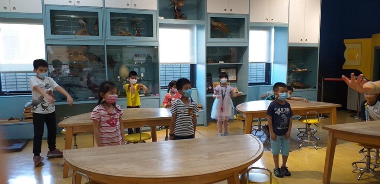 5/18 幼兒園週間親子科學活動：搖滾音樂課-圖片1