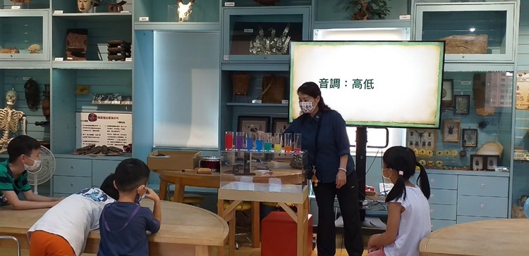 5/18 幼兒園週間親子科學活動：搖滾音樂課-圖片15