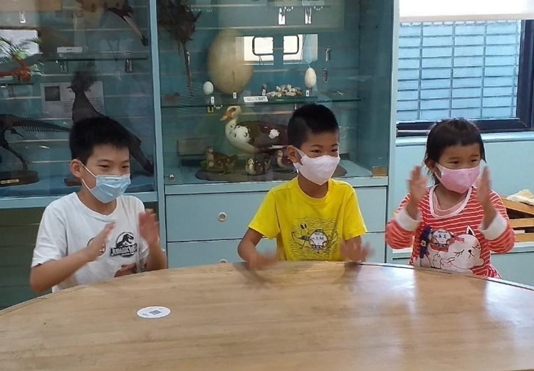 5/18 幼兒園週間親子科學活動：搖滾音樂課-圖片27