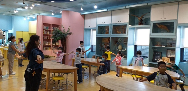 5/18 幼兒園週間親子科學活動：搖滾音樂課-圖片45