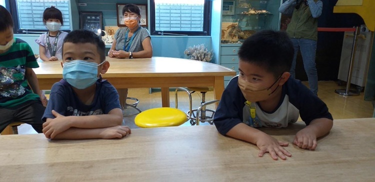 5/18 幼兒園週間親子科學活動：搖滾音樂課-圖片75